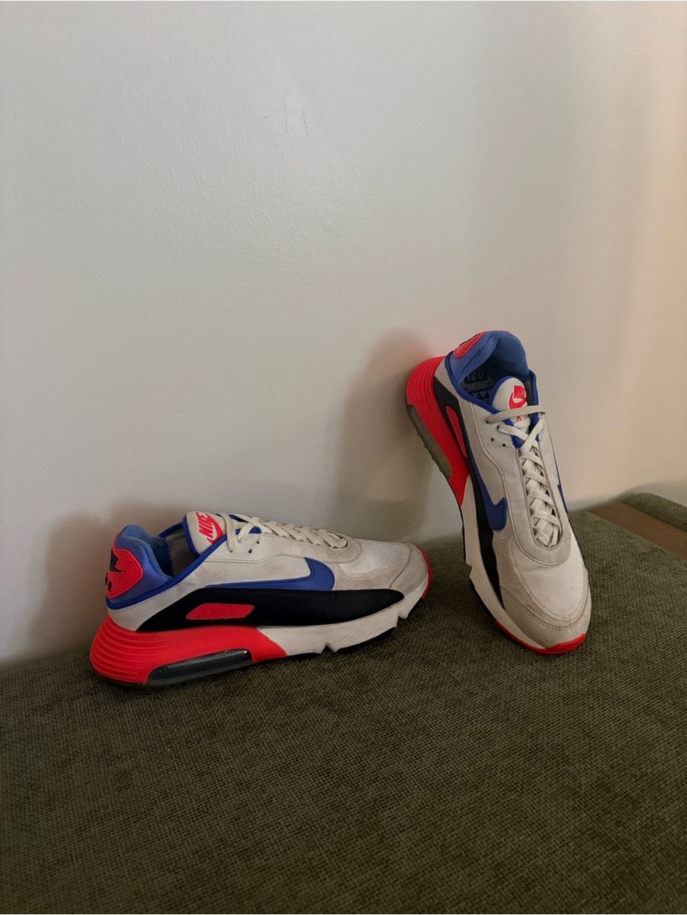 Nike Men’s Sneakers - White, Blue, Red